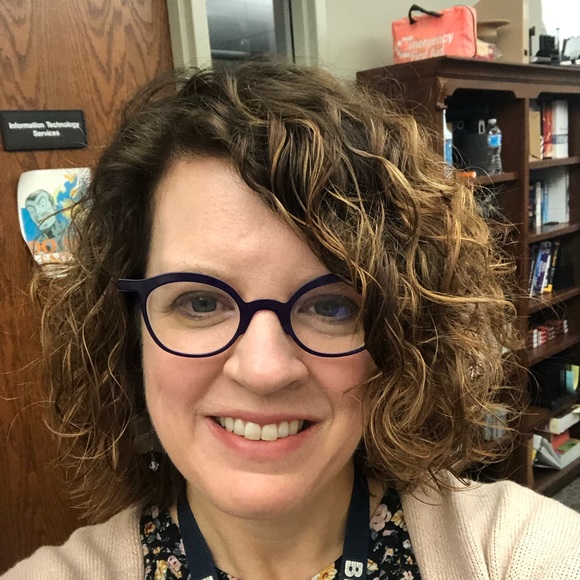 Meet your Posher, Kerrie - Picture 1 of 1